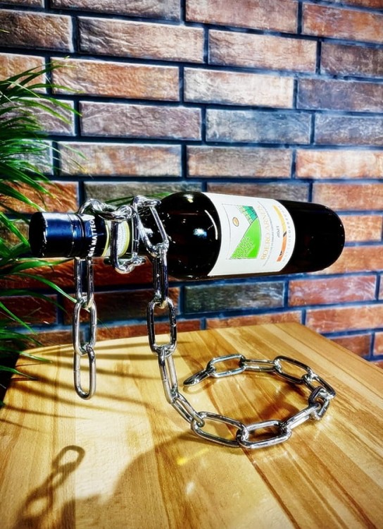 STALOWY stojak na wino , butelkę _ Łańcuch LEWITUJĄCA butelka _  na PREZENT.jpg